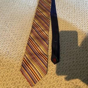 Tommy Hilfiger tie